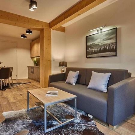 Apartamenty Pod Giewontem Gawra - Piekny Apartament Z Tarasem, Sauna I Jacuzzi W Cenie Pobytu - 5 Min Pieszo Do Krupowek Zakopane Esterno foto