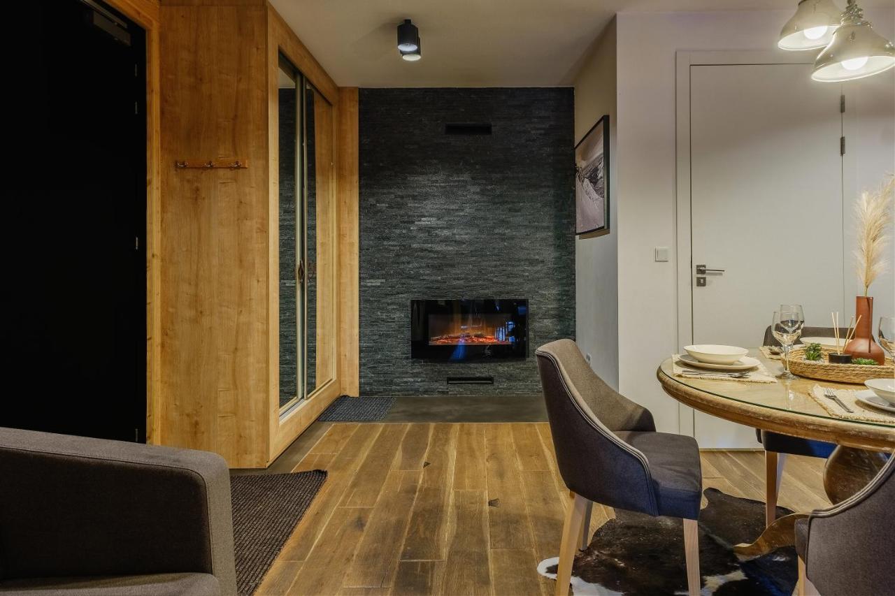 Apartamenty Pod Giewontem Gawra - Piekny Apartament Z Tarasem, Sauna I Jacuzzi W Cenie Pobytu - 5 Min Pieszo Do Krupowek Zakopane Esterno foto