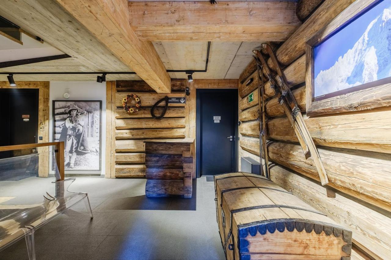 Apartamenty Pod Giewontem Gawra - Piekny Apartament Z Tarasem, Sauna I Jacuzzi W Cenie Pobytu - 5 Min Pieszo Do Krupowek Zakopane Esterno foto